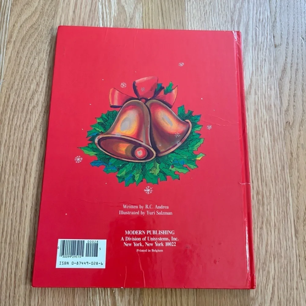 The Honeybear’s Christmas Surprise: Vintage 1986 Children's Book